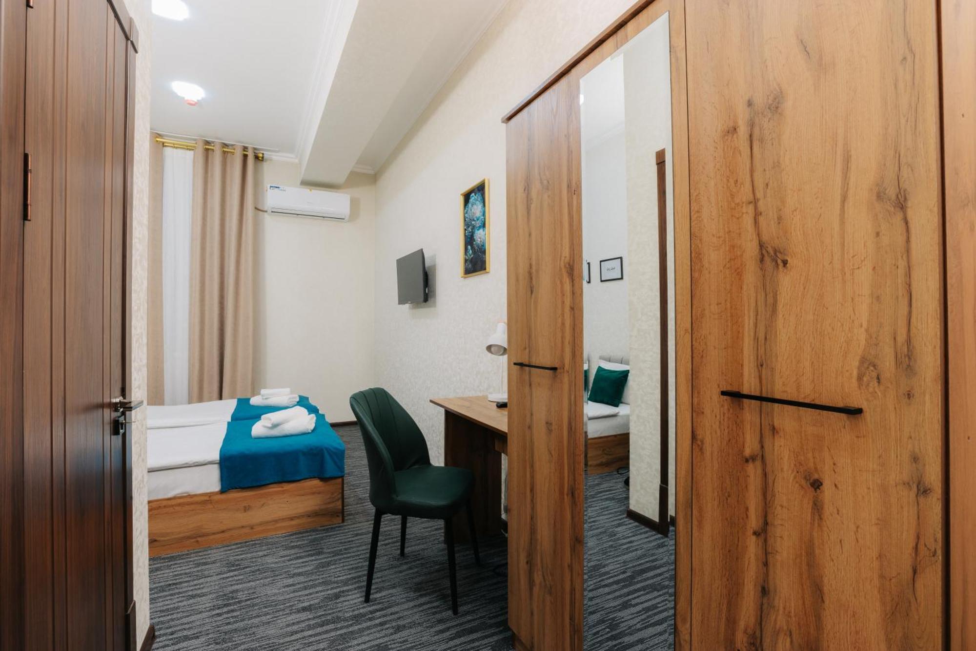 Resident Hotel Taskent Exterior foto
