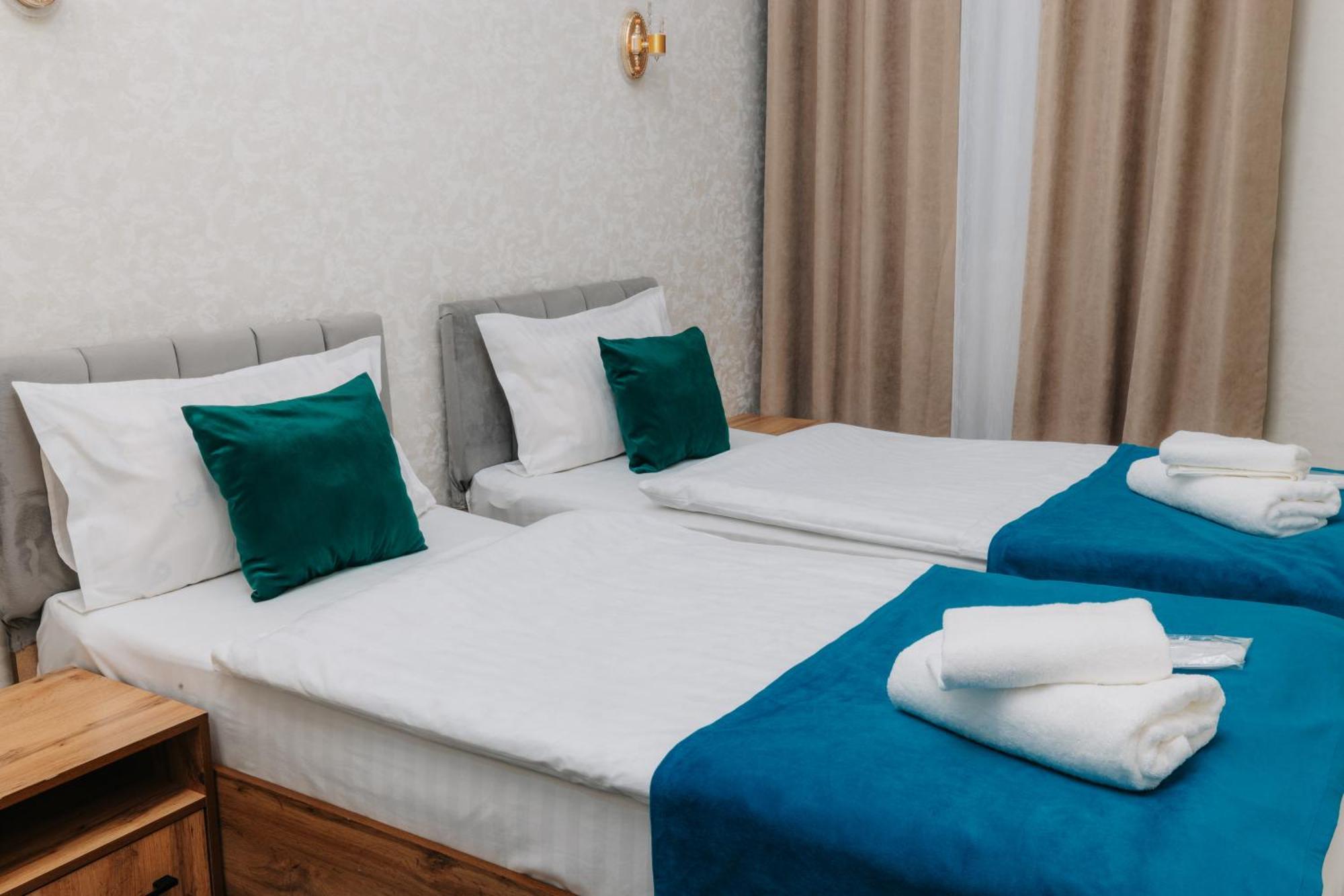 Resident Hotel Taskent Exterior foto